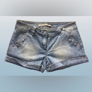 Bianco Shorts, Size 27, Denim w/Cuffs, 10.5” Long, 3” Inseam Pockets Vintage